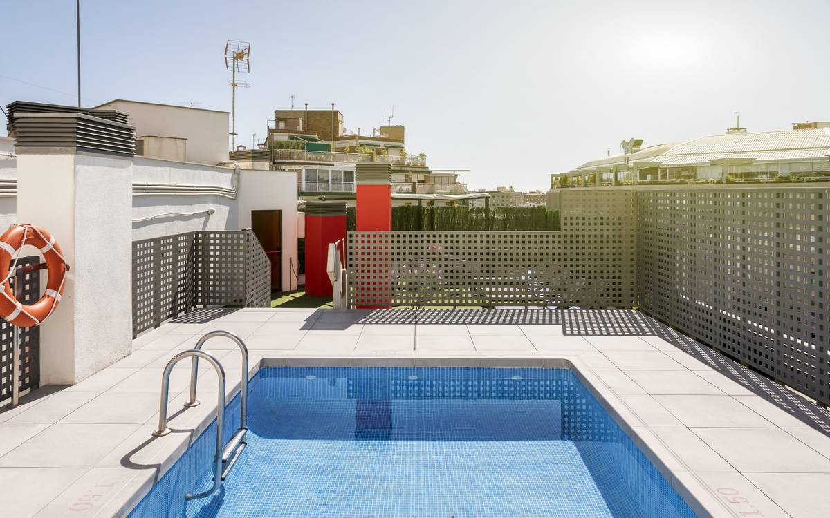 Piscine hotel ilunion auditori barcelone Piscine hotel ilunion auditori barcelone