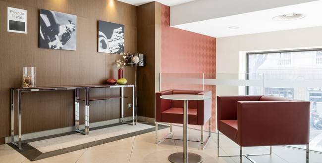 Accueil hotel ilunion auditori barcelone Accueil hotel ilunion auditori barcelone