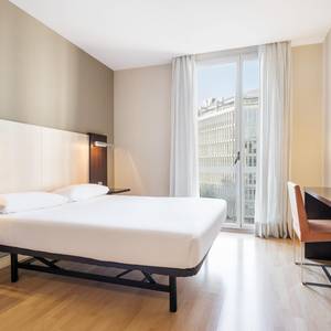 Chambre accessible Hotel ILUNION Auditori Barcelone